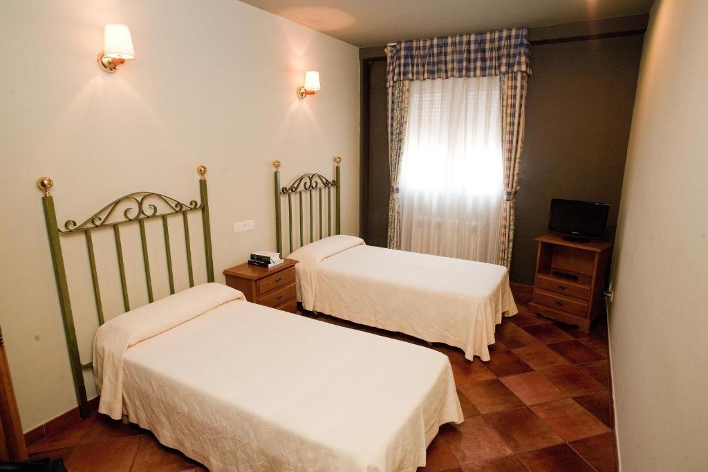 Hotel El Balcon Aviles Phòng bức ảnh