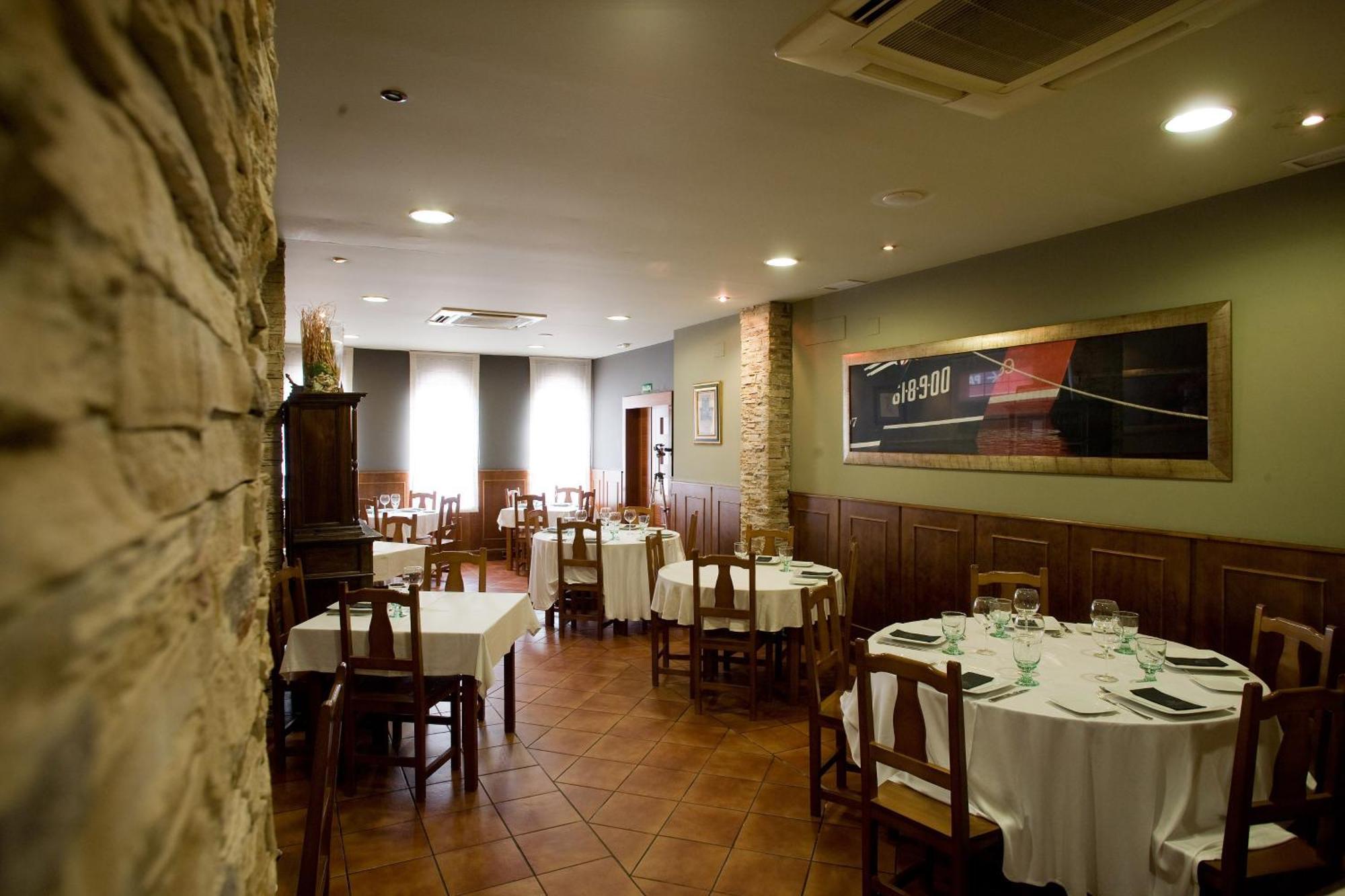 Hotel El Balcon Aviles Ngoại thất bức ảnh