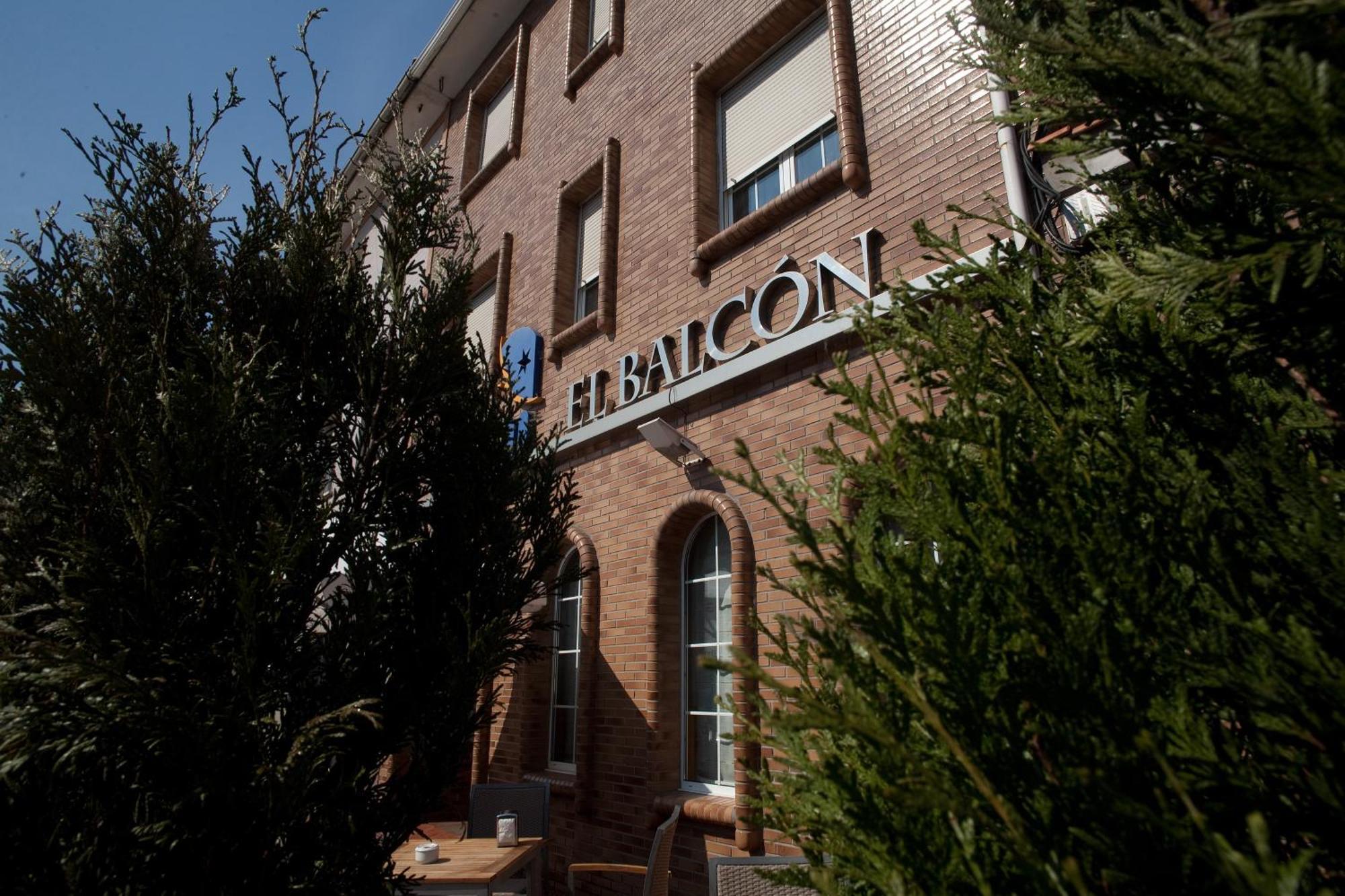 Hotel El Balcon Aviles Ngoại thất bức ảnh